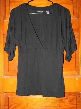 New York & Company Black V-Neck Dolman Sleeve Tunic